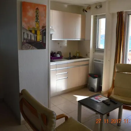 Palazzo Del Mar 카발레르쉬르메르